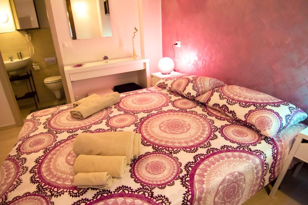 Rosemary Charming Rooms Termoli Buitenkant foto